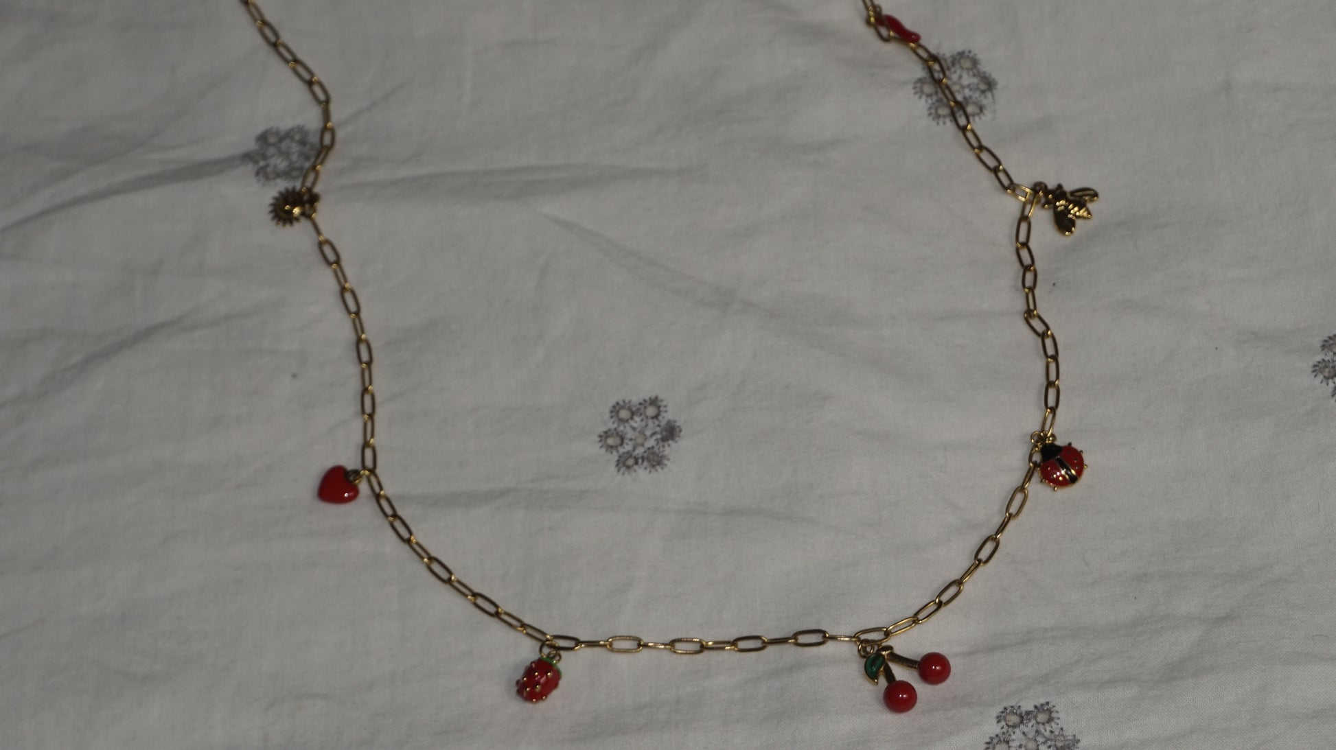 Cerisia waist chain